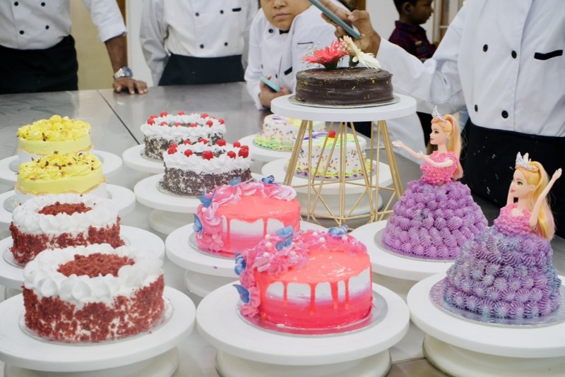 Beginners Cake Baking & Icing Session | Rashi Culinary Arts